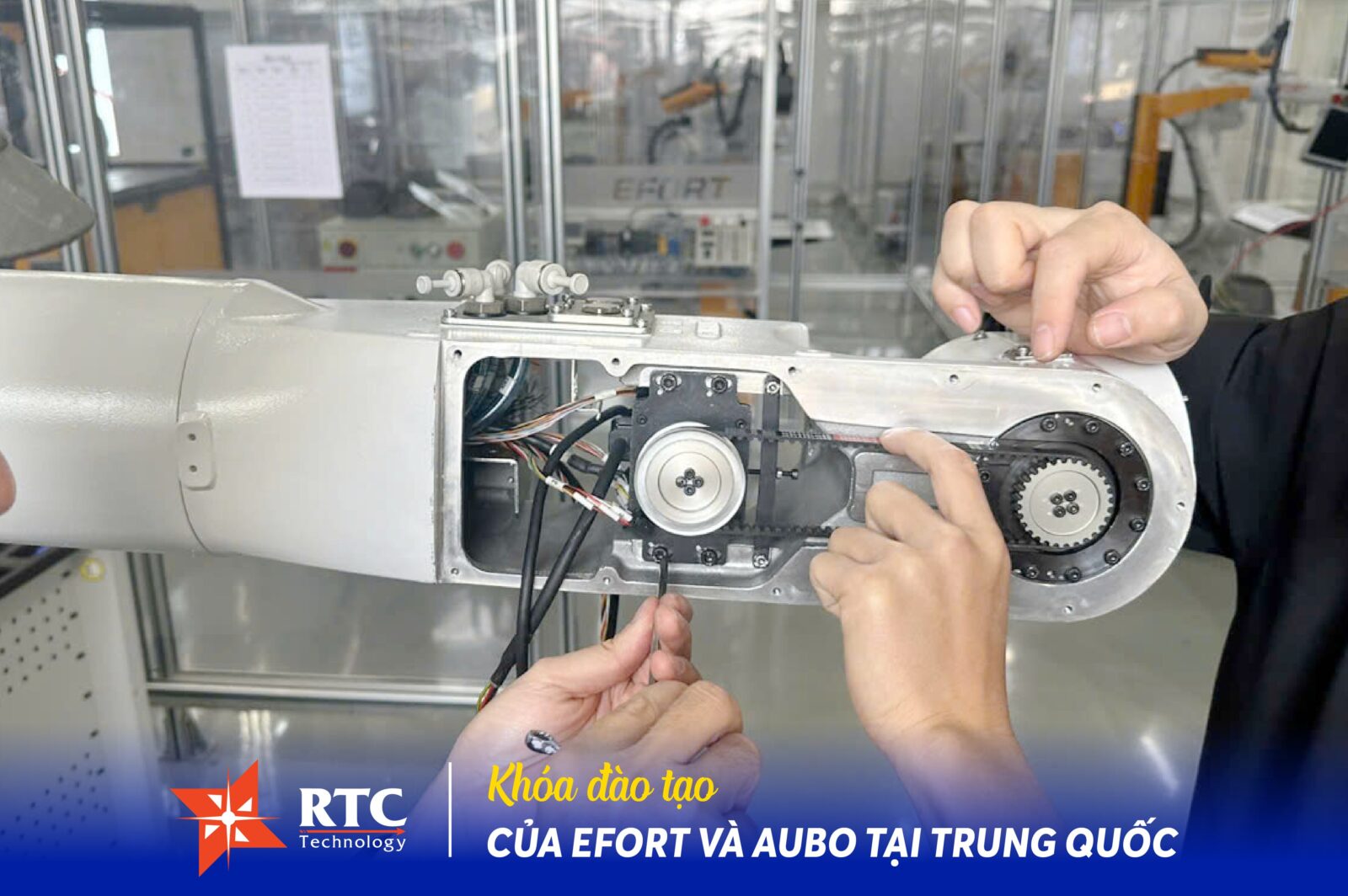 Đội ngũ kỹ sư RTC trực tiếp thực hành trong suốt quá trình đào tạo